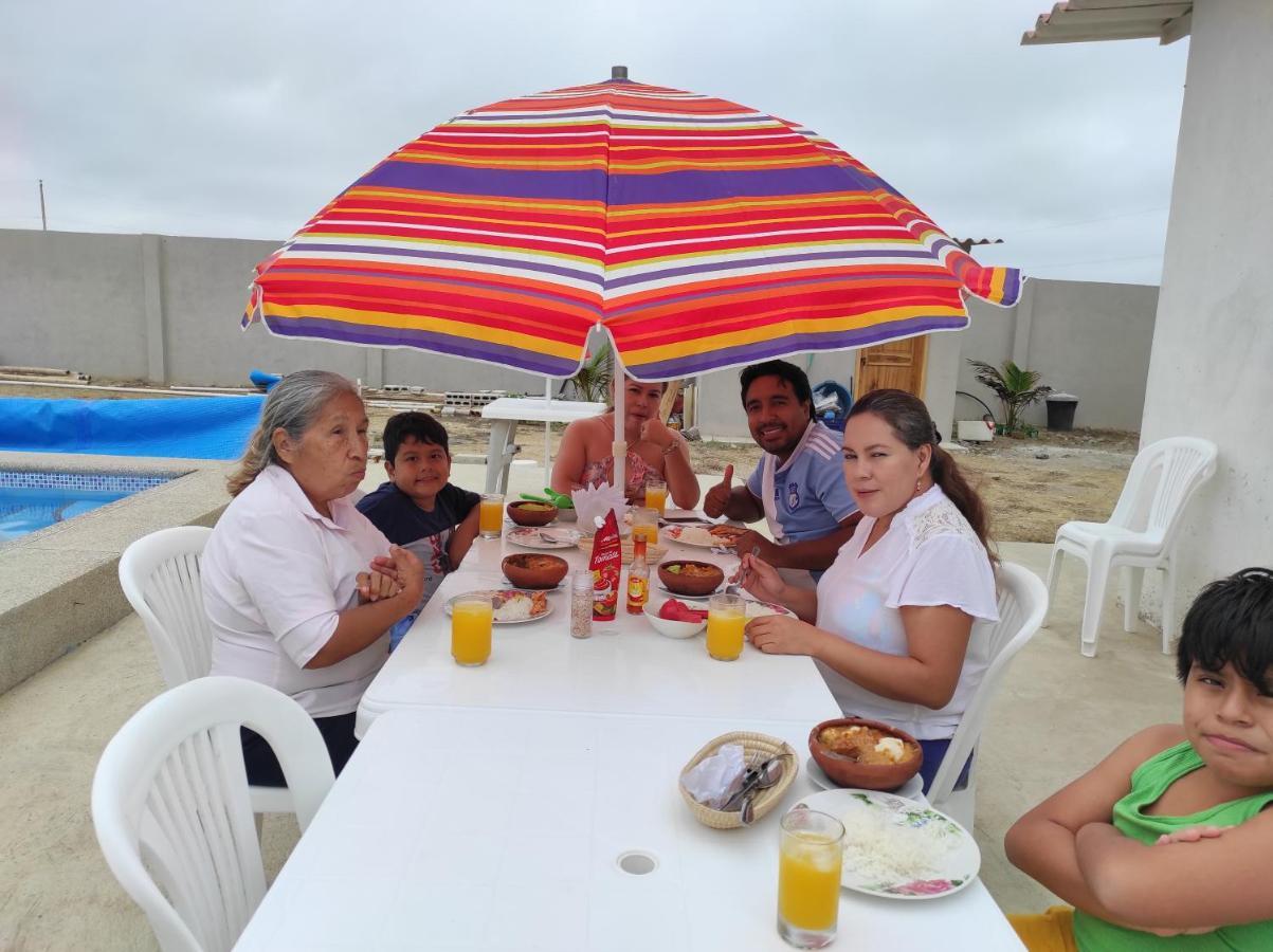 Hostal Las Garzas Del Pelado Playas Bagian luar foto