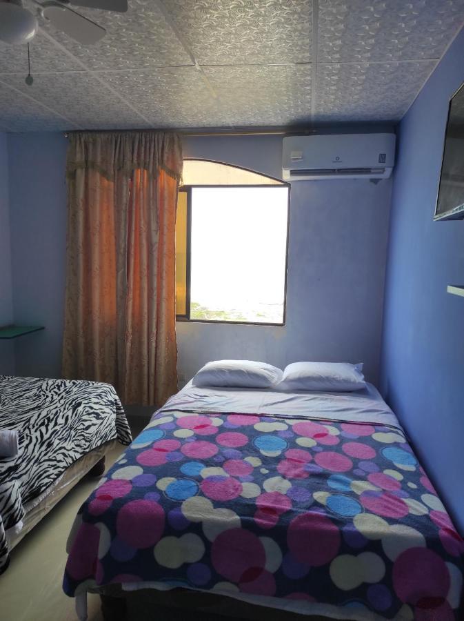 Hostal Las Garzas Del Pelado Playas Bagian luar foto