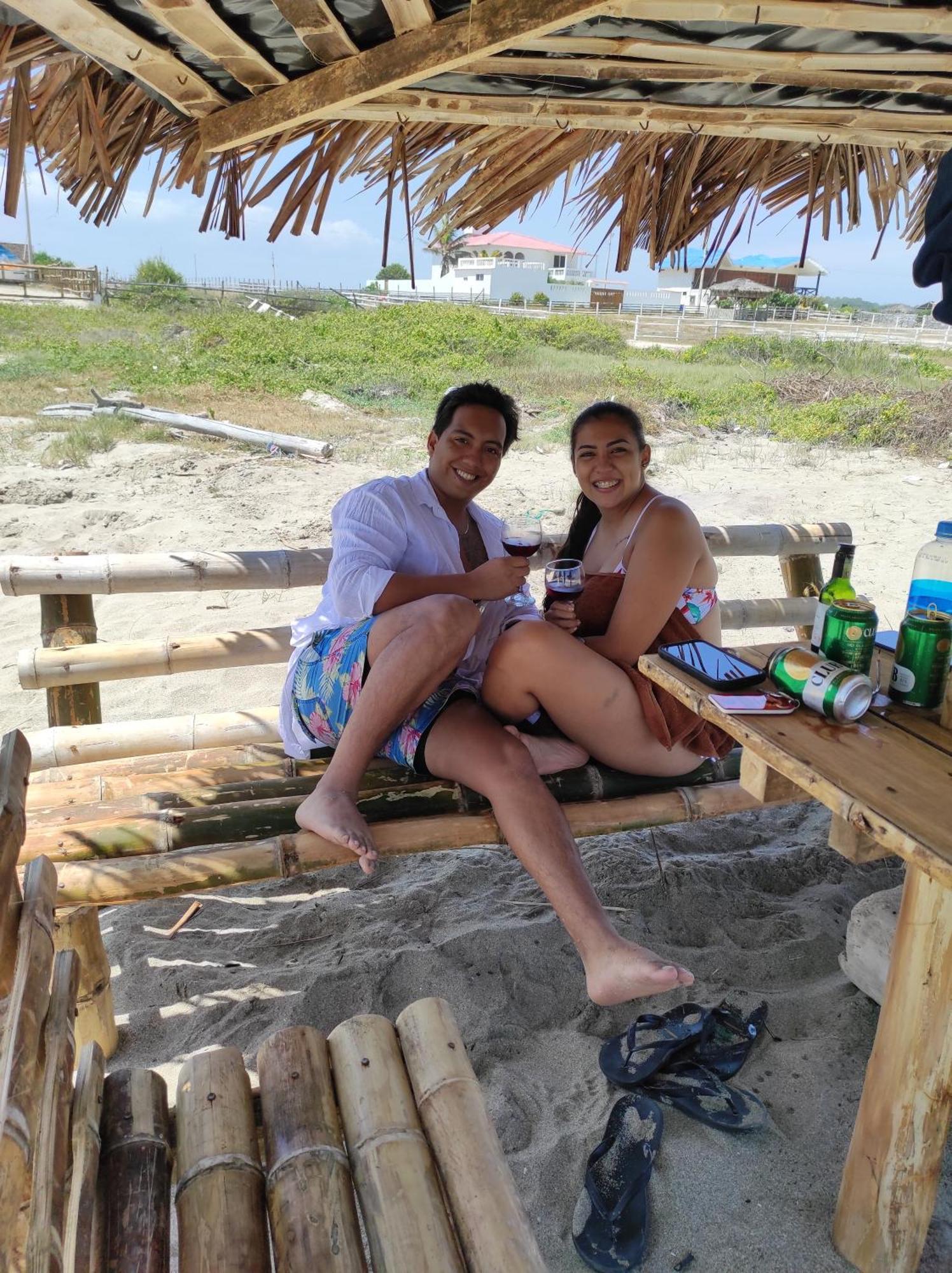 Hostal Las Garzas Del Pelado Playas Bagian luar foto